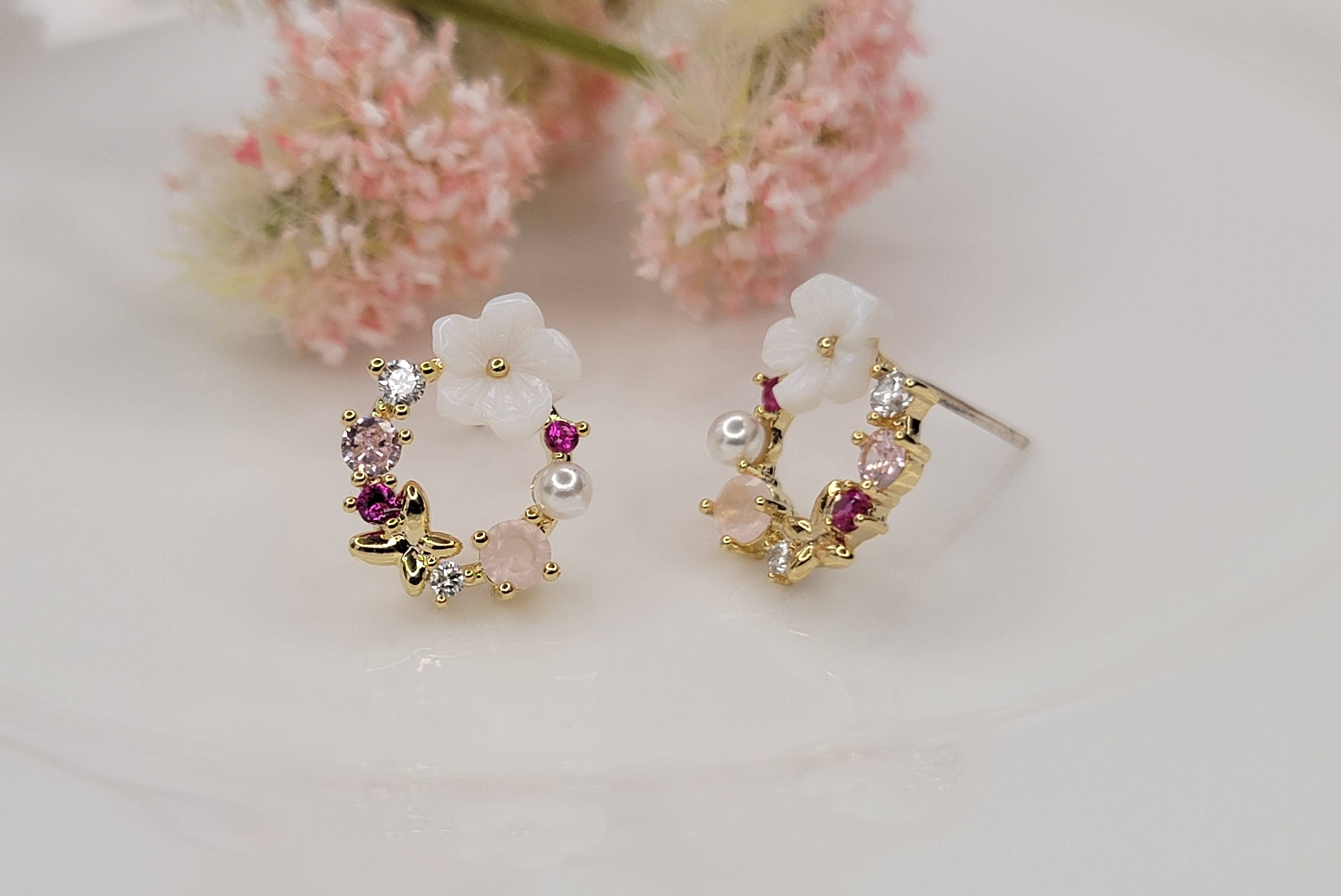 Flower Wreath Post Earring